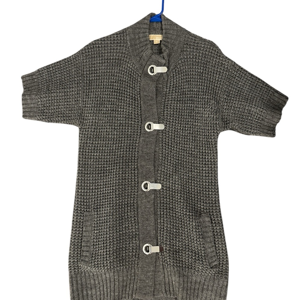 Gray Short-Sleeve Cardigan